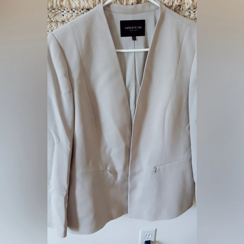 Lafayette 148 New York Open Blazer Jacket Collarless Zippered Pockets Gray 12 - Picture 2 of 5